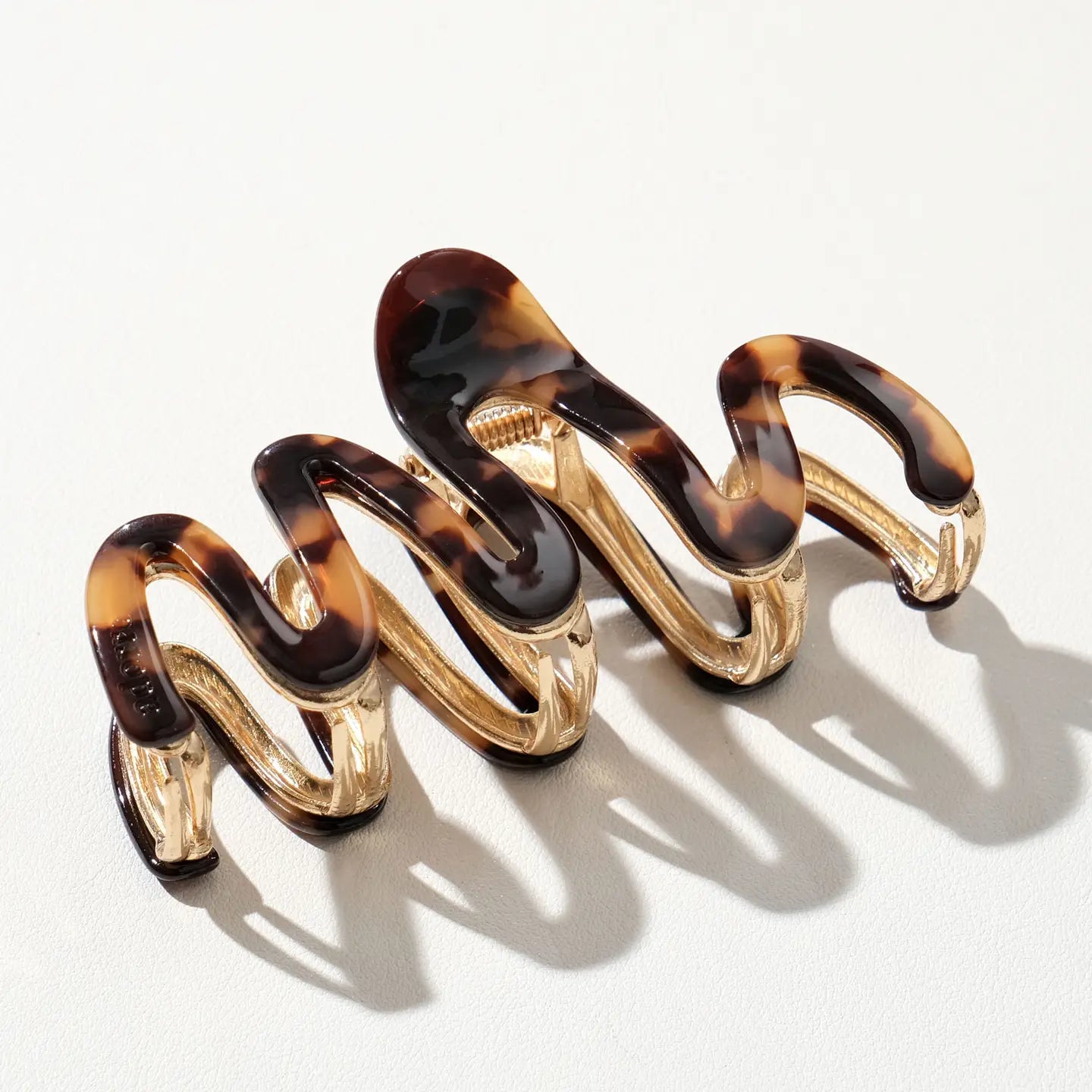 Squiggle Wiggle 4" Metal Hair Claw Clip