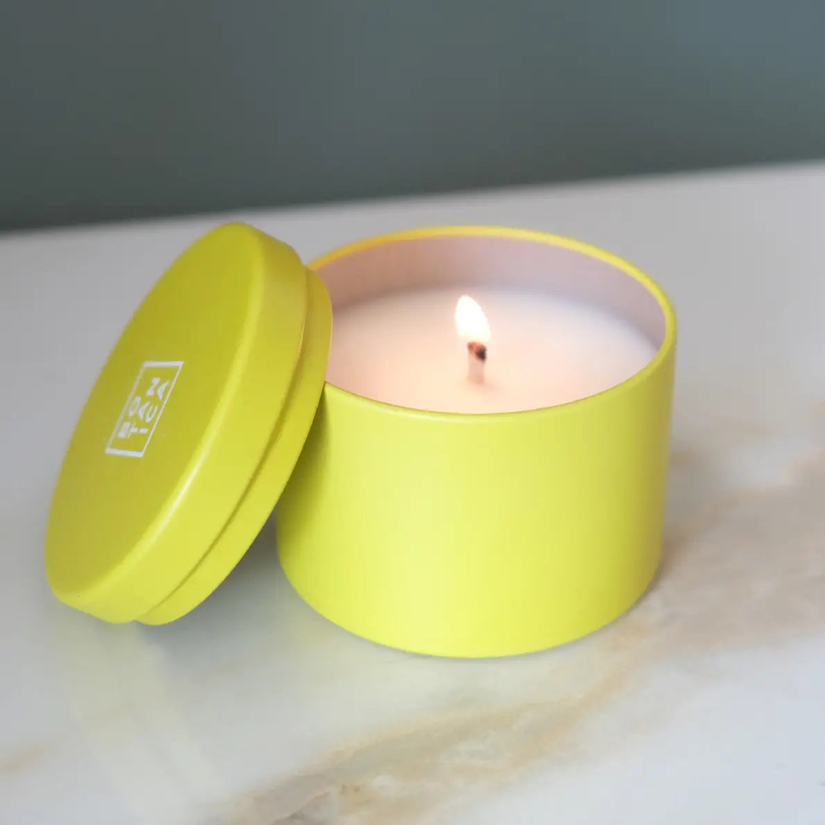 Savanna Petitgrain, Chamomile, Santal, & Baobab Fruit Candle