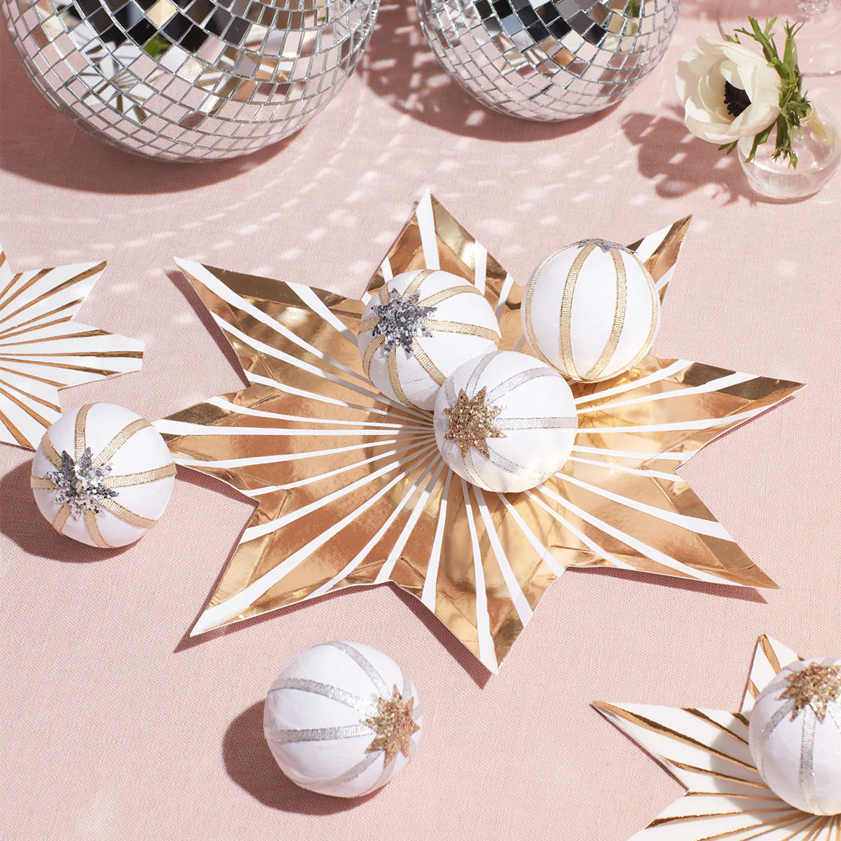 Gold Striped Star Shaped Paper Plates (Pack of 8)