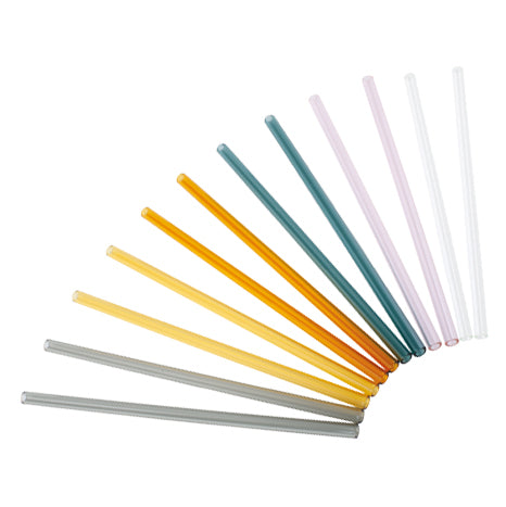 http://neighborlyshop.com/cdn/shop/products/glass-reusable-straw-straight-colors-clear.jpg?v=1670684069