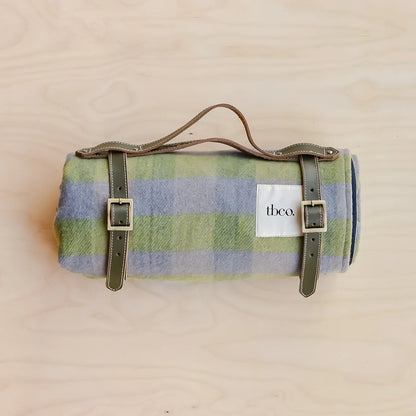 Recycled Wool Lilac & Green Gingham Plaid Picnic Throw Blanket with Handle