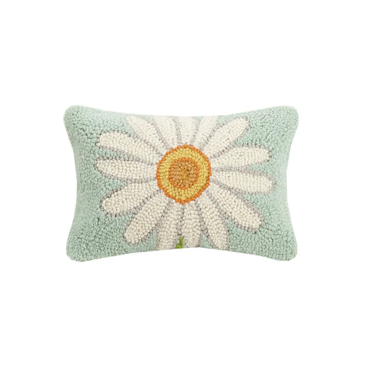 Daisy Hooked Wool 8" x 12" Lumbar Pillow