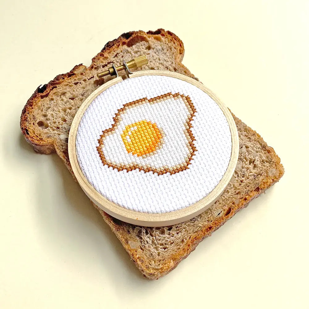 Egg 3" Mini Cross Stitch Kit